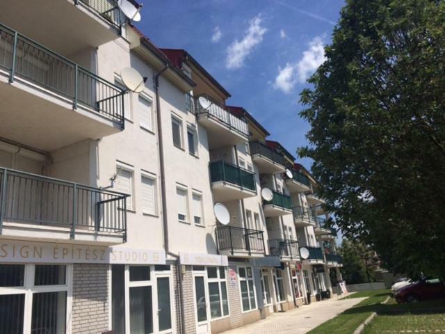 Rehab Apartment Heviz Exterior photo